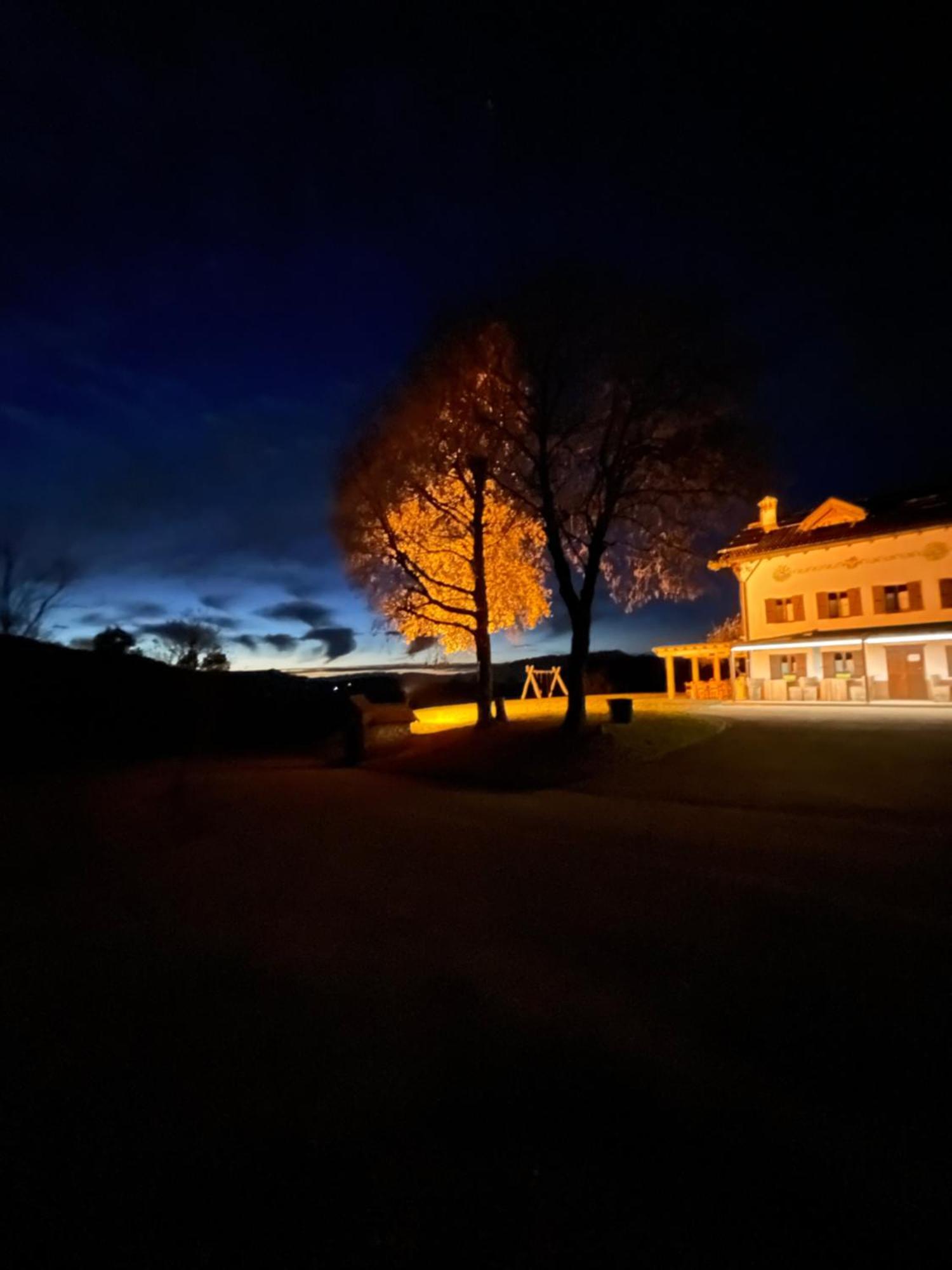 Rifugio Pranolz Hotel Trichiana Exterior photo