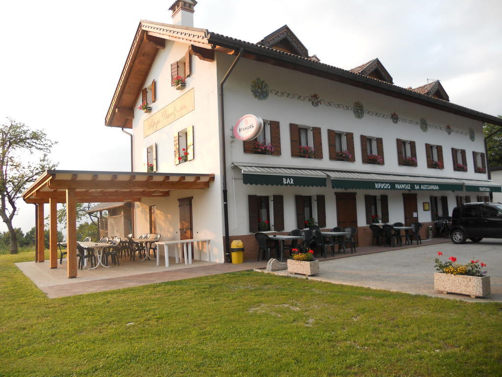 Rifugio Pranolz Hotel Trichiana Exterior photo